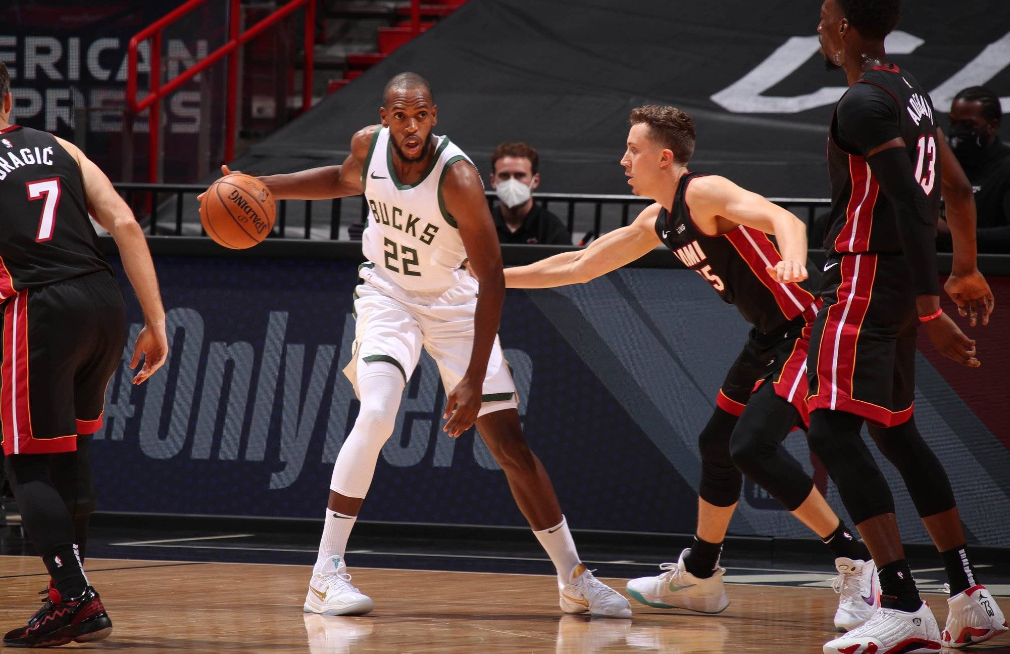 开云官方网站-关于全明星赛倒计时，密尔沃基雄鹿加时末段复出首秀，细节引发关注，态度坚定，数据趋势出现新变化的信息